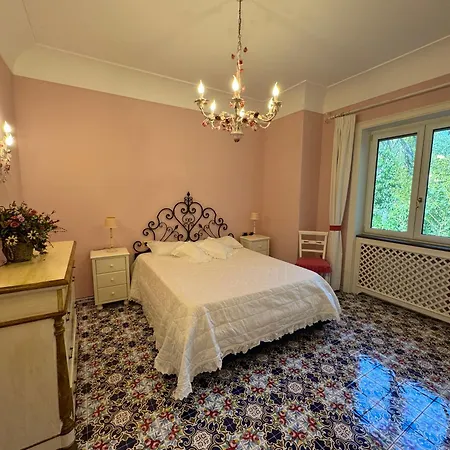 Saran Sorrento
