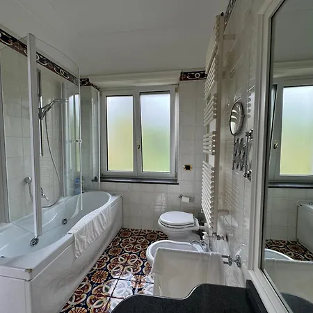 Saran Villa *