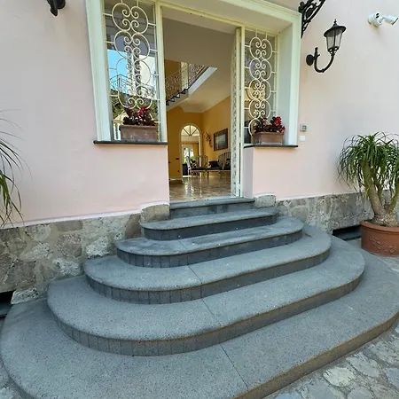 Villa Saran *